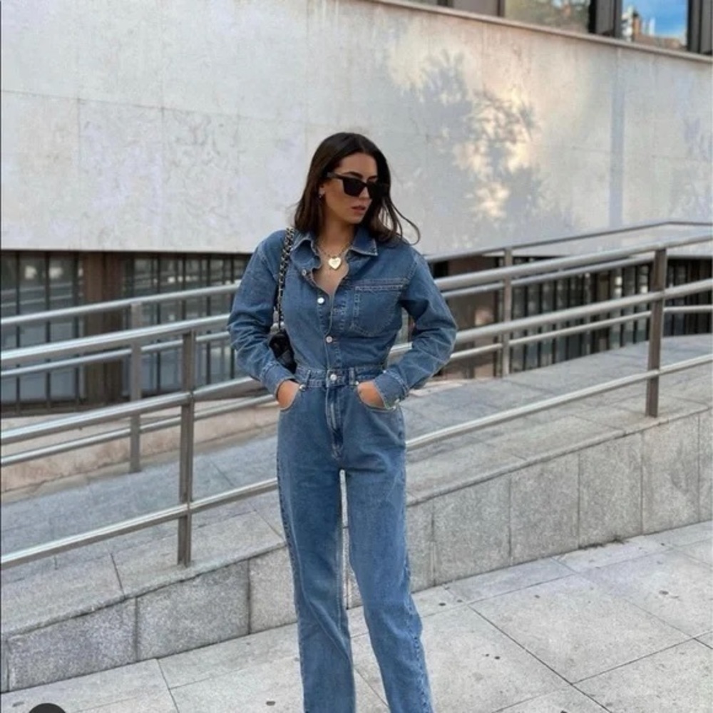 NWT BLOGGER FAV! ZARA Wide leg denim jumpsuit